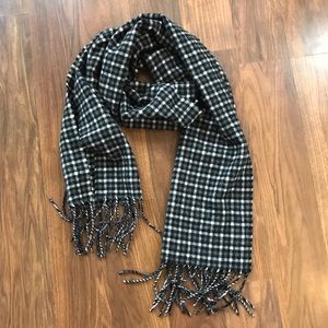 100% cashmere plaid fringed scarf